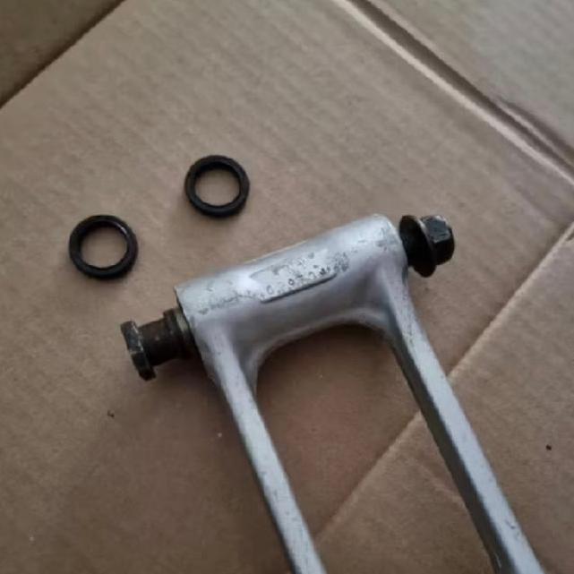 Seal debu bearing laher unitrak linkage Yamaha YZ 125 YZ 250 / YZF 250 450 sepasang BEST QUALITY