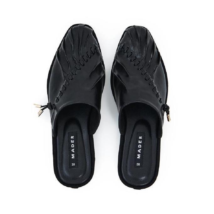 Mader Pleatsy Mules - Black