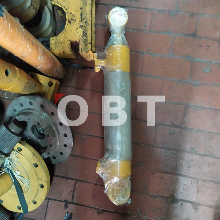 CYLINDER LIFT 114-63-02011 D31A D31E D31P D37A D31E KOMATSU