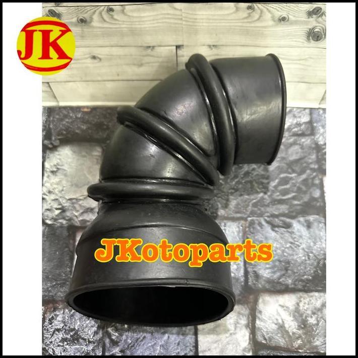 TERBARU SELANG UDARA NISSAN EURO PK260 PK215 