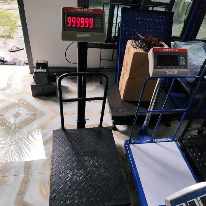 Duratron Timbangan Duduk Digital Kapasitas 500Kg Size 45X60Cm Dengan Tampilan Jelas Dan Presisi Ting