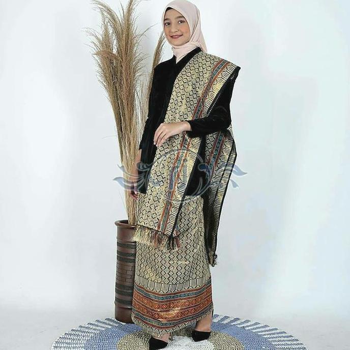 kebaya Beludru Kartini TA