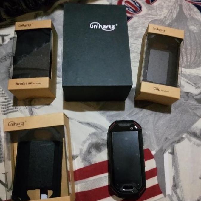 Handphone Android Unik Terkecil Unihertz Atom