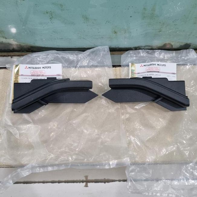 Cover Grill Bemper Sport 2023 Depan Mitsubishi Pajero