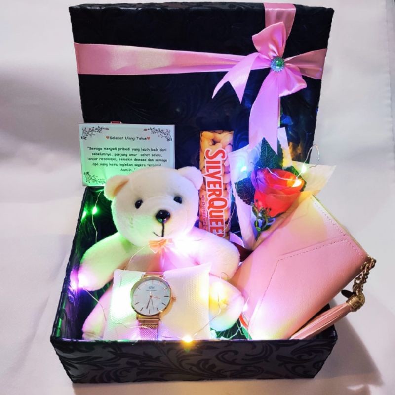 Kado Ultah Pacar Hadiah Cewek