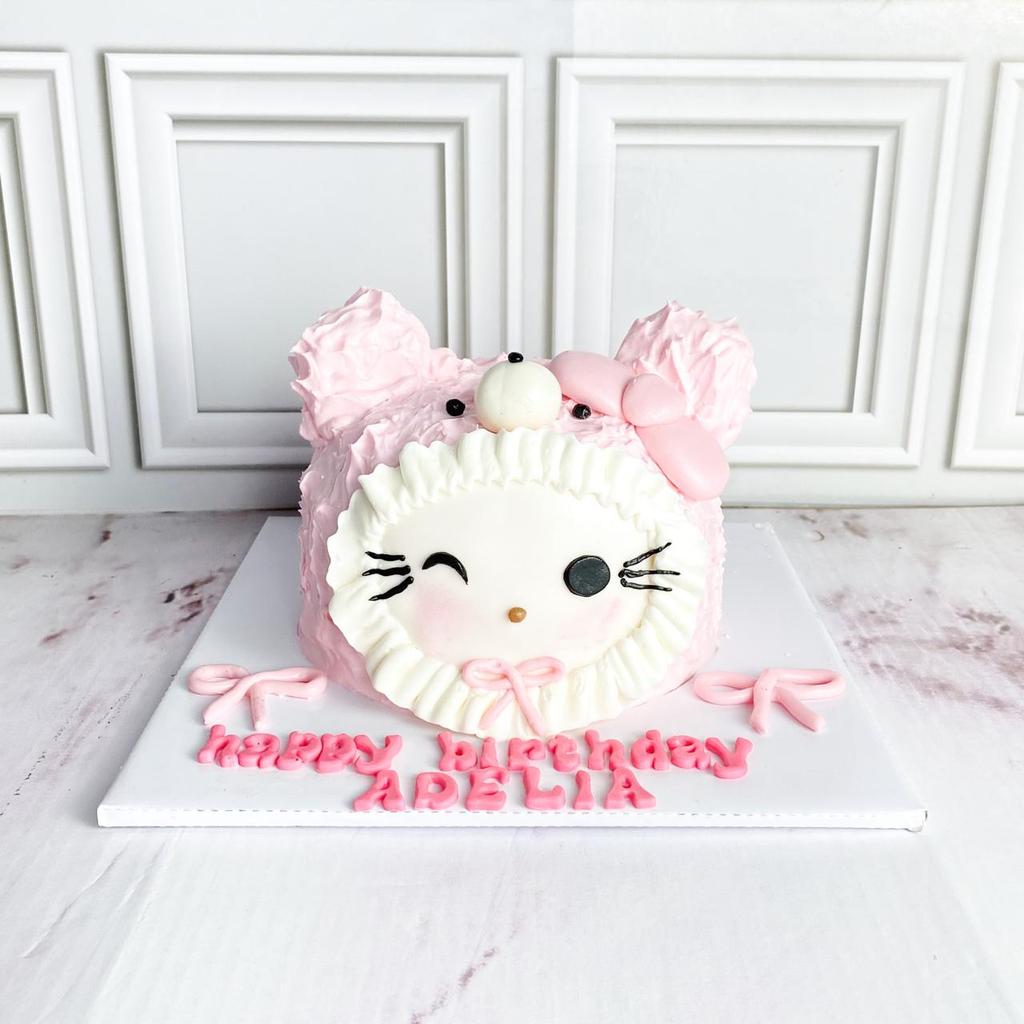 kue ulang tahun/birthday cake/kue ultah tema hello kitty/hello kitty cake