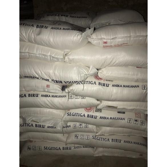 Promo Tepung Terigu Segitiga Biru | 1 Karung = 25Kg | Aneka Makanan | Boga Sari - 1 Karung Sak