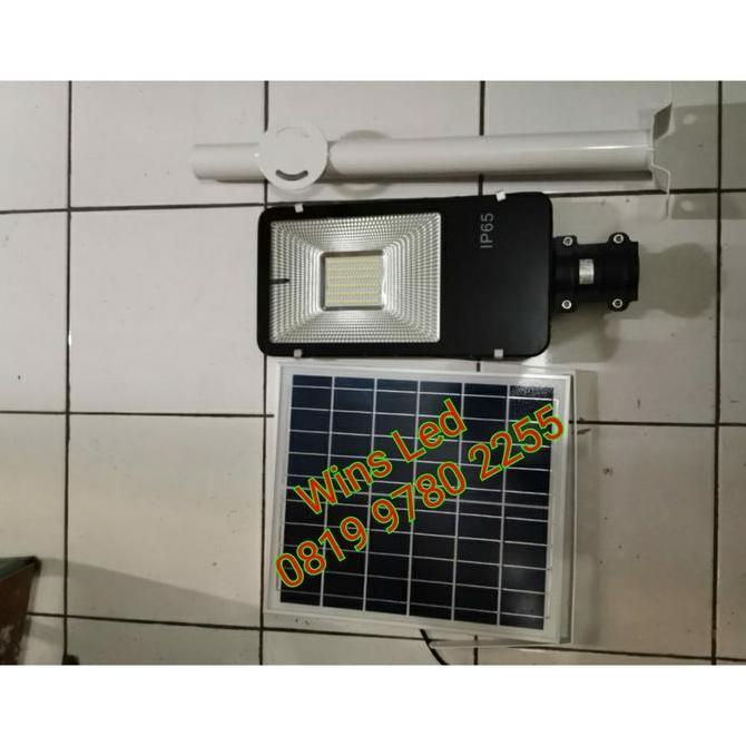 LAMPU JALAN LED 100W TENAGA SURYA 100 WATT PJU SOLAR PANEL100WATT