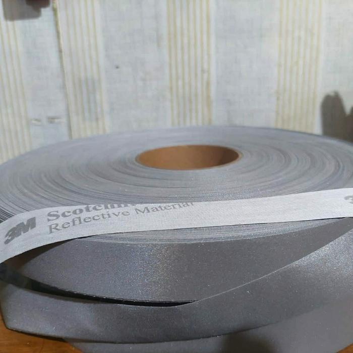 3M 8906 Scotlite Reflective Kain-Scotlight Baju Safety 2,5 cm x 100 M