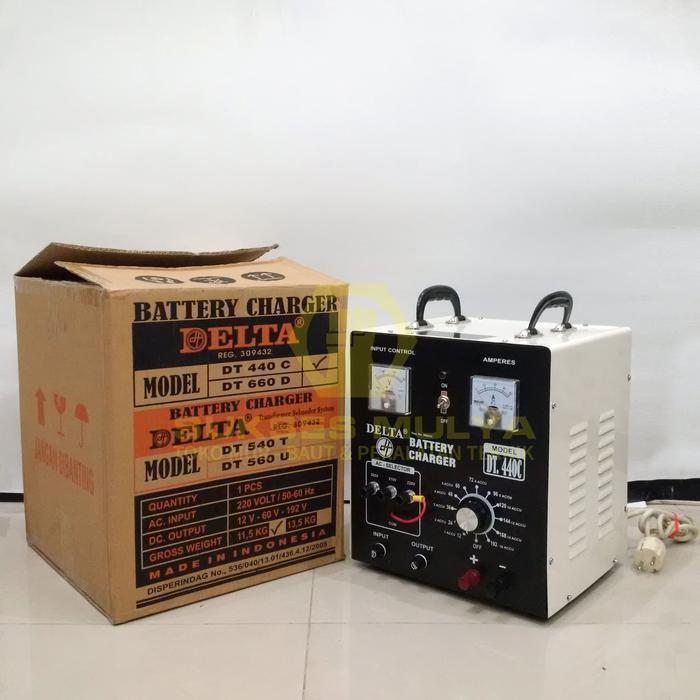 BATTERY CHARGER CAS AKI DELTA DT 440 C
