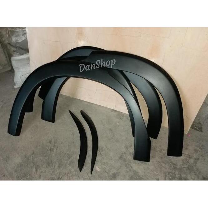 Over Fender Mitsubishi Xpander
