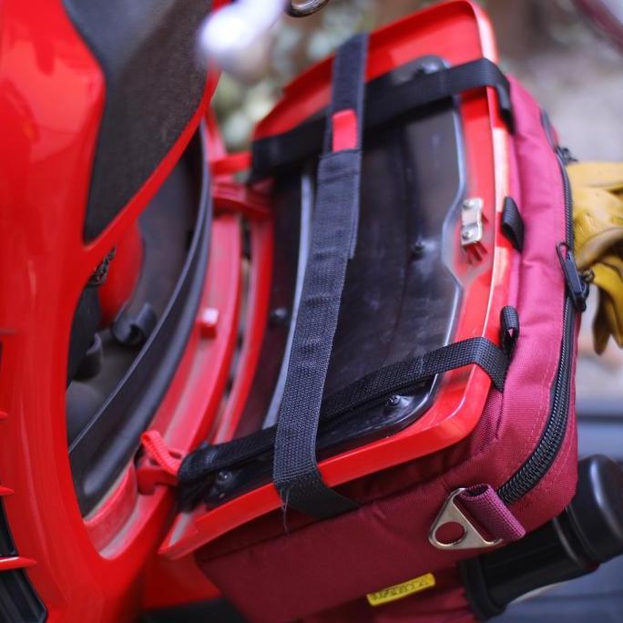 TAS BAGASI VESPA SCOOTER BAG MERAH MARUN MAROON