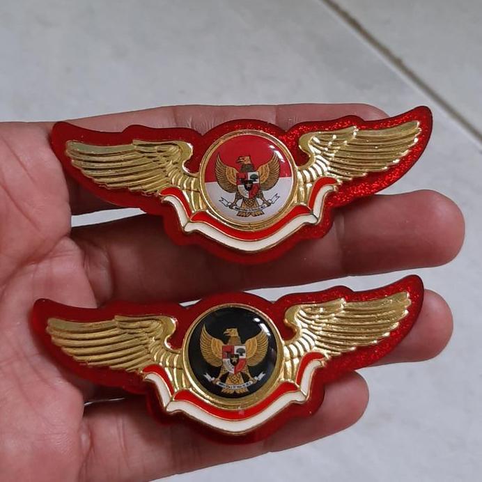 pin garuda model wing