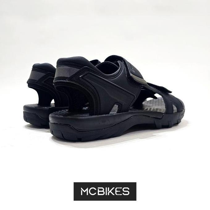 Shimano SH-SD501 SPD-Compatible Cleat Cycling Sandal - Black