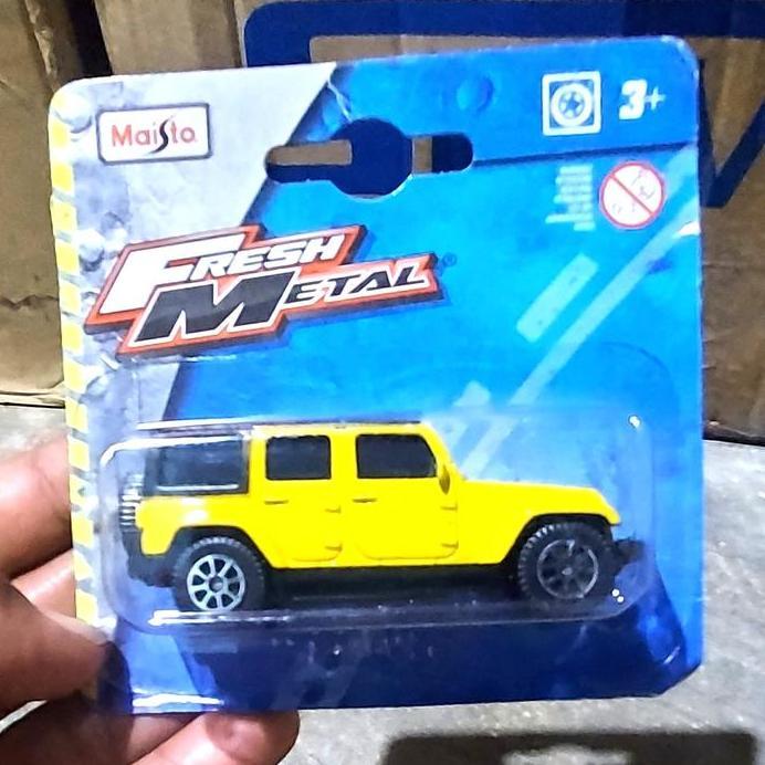 New  maisto fresh metal jeep wrangler