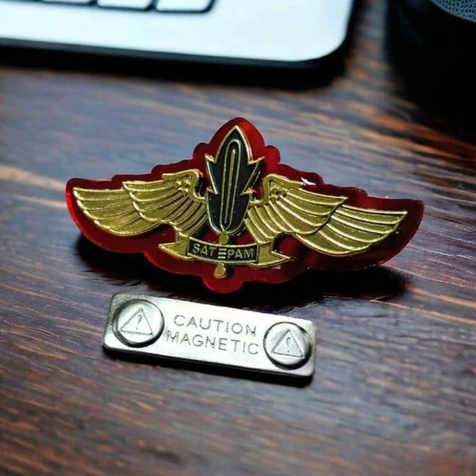 pin security wing gold mika magnet bahan cor tebal murah