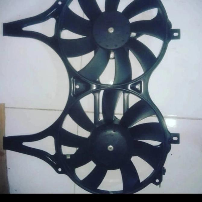 extra fan Mercedes Benz w210 e320