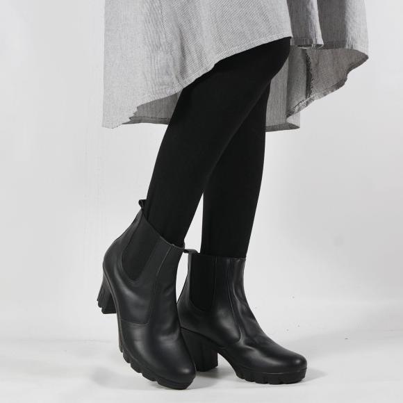 GARANSI Hertz - Sepatu Boots Wanita V 3371 Heels Wanita Trendi Berkualitas Warna Hitam