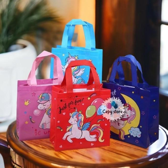Tas Souvenir Ulang Tahun Anak / Goodie Bag / Tas Ulang Tahun Unicorn-S