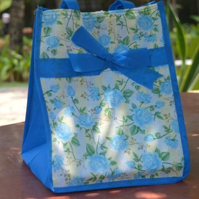 Tas hajatan pita kotak nasi 18 x 18