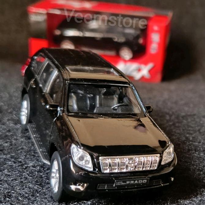 Diecast 1:32 Toyota Land Cruiser PRADO [Welly]