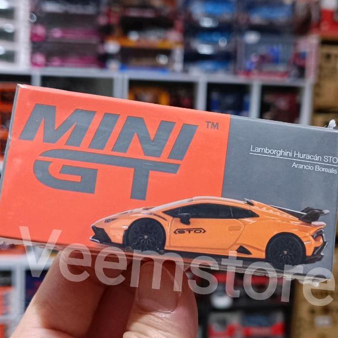 Diecast 1:64 Lamborghini Huracan STO [MGT511] Arancio Borealis