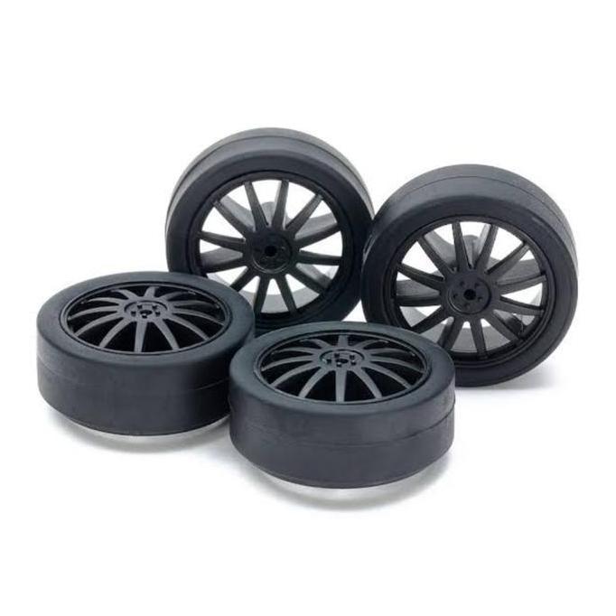 TAMIYA 15534 LOW FRICTION LOW-PROFILE TIRES [ 26MM ] & CARBON WHEELS [ FIN ]
