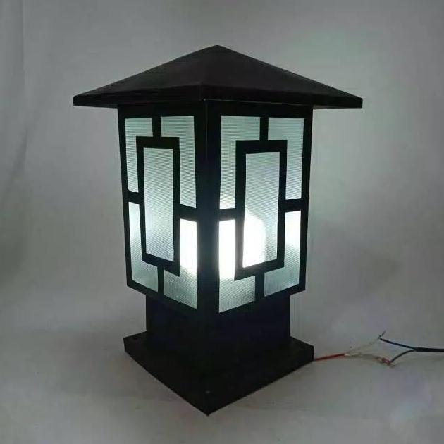Lampu hias pilar taman bagus minimalis. Lampu unik.