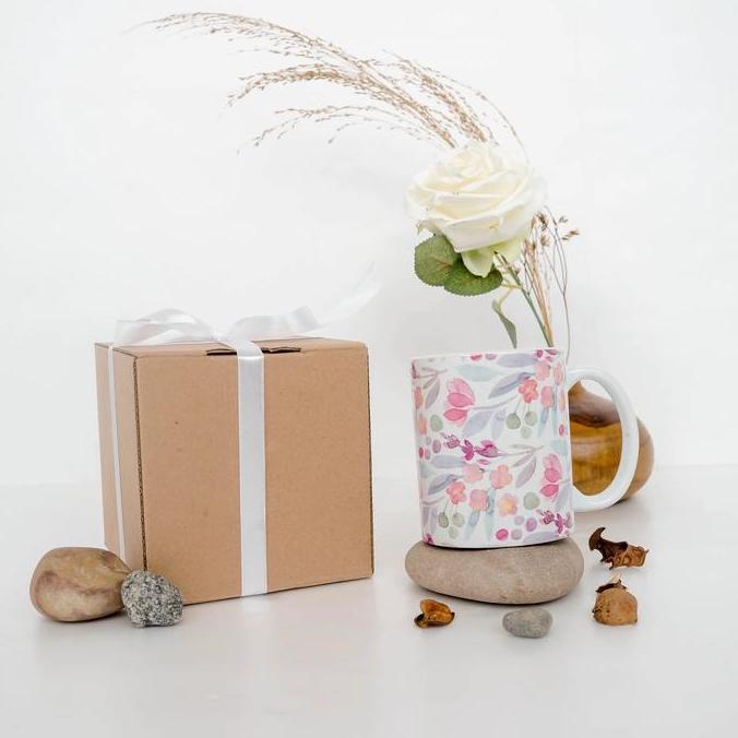 Sfp- Hampers Mug Cantik Dengan Box Pita