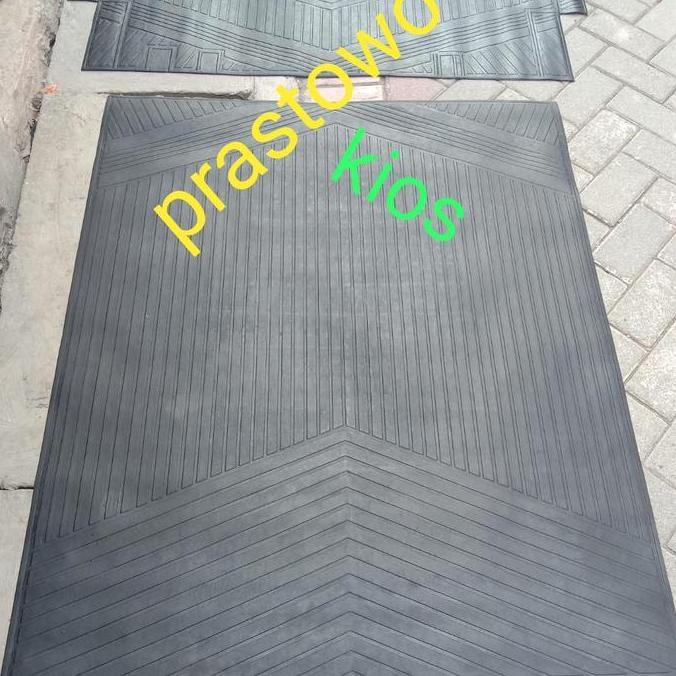 karpet karet tengah belakang carry Futura realvan