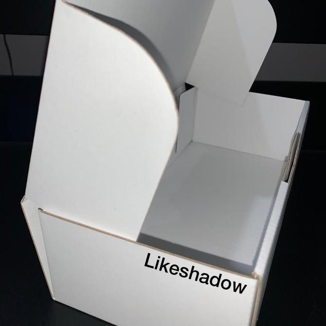 pizza box / kardus / karton / uk 25x12x7 cm / E flute / die cut/ putih