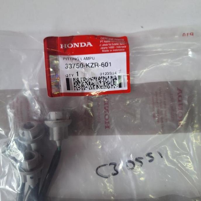 Soket Lampu Belakang Honda Vario Techno 125 FI STD 33750KZR601
