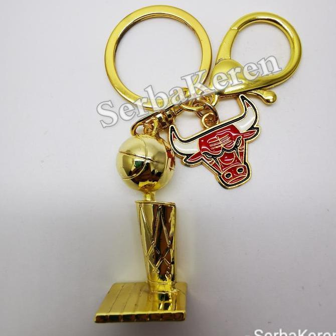 Chicago Bulls NBA Trophy Piala Gantungan kunci Gold ( import )