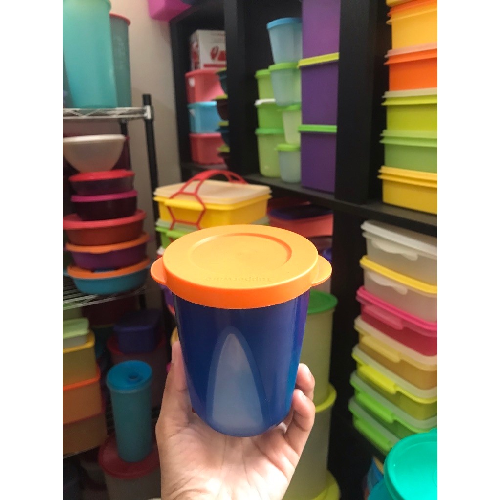 Giant Tumbler Tupperware Second