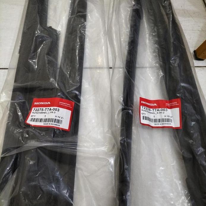 Karet Chanel Run Kaca Pintu Depan HRV 2015-2021 Original