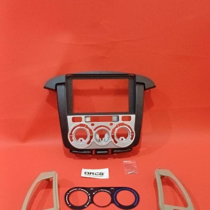Frame List Tape Double Din 9" Android Mobil Innova G 2005-2010