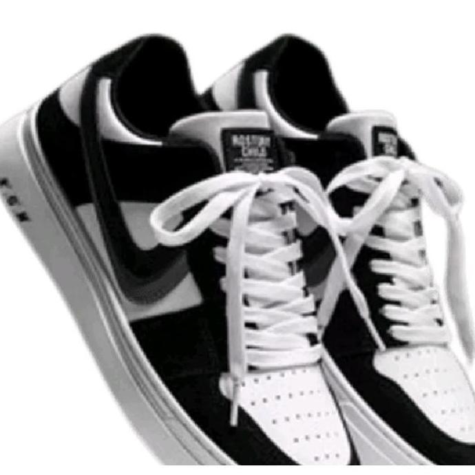 sepatu pria terlaris sepatu elegan seoatu import sepatu proxie Casual Shoes synthetic pvc minimalis 