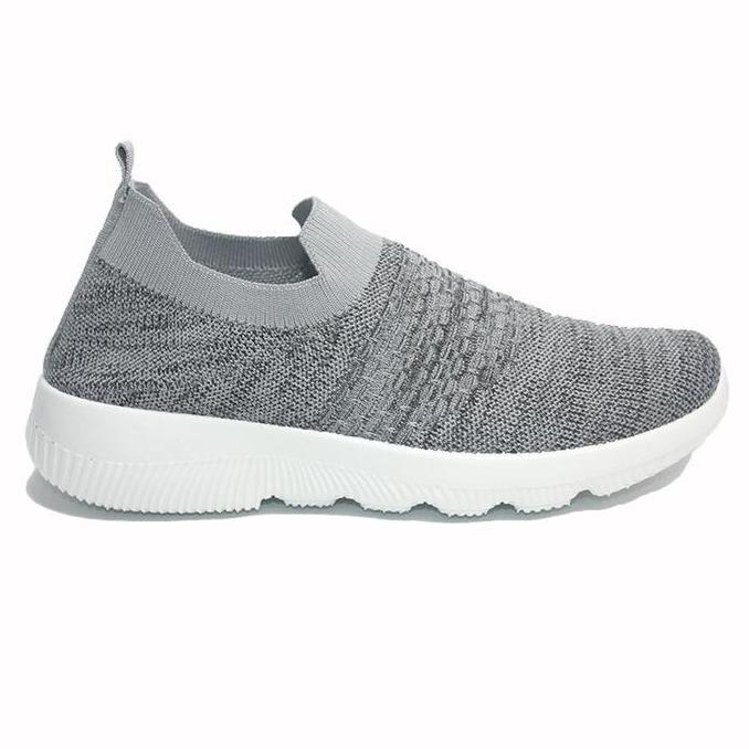 Dr. Kevin Sepatu Sport Pria Men Sneakers 889-043