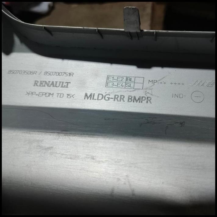 TERLARIS DIFFUSER BEMPER BELAKANG RENAULT KIGER 2022 ORIGINAL PART DI RJM 