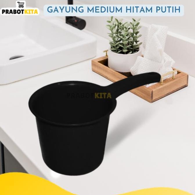 Gayung Hitam Putih / Gayung Aesthetic / Gayung Warna / Gayung Estetik / Gayung Putih Plastik / Gayun
