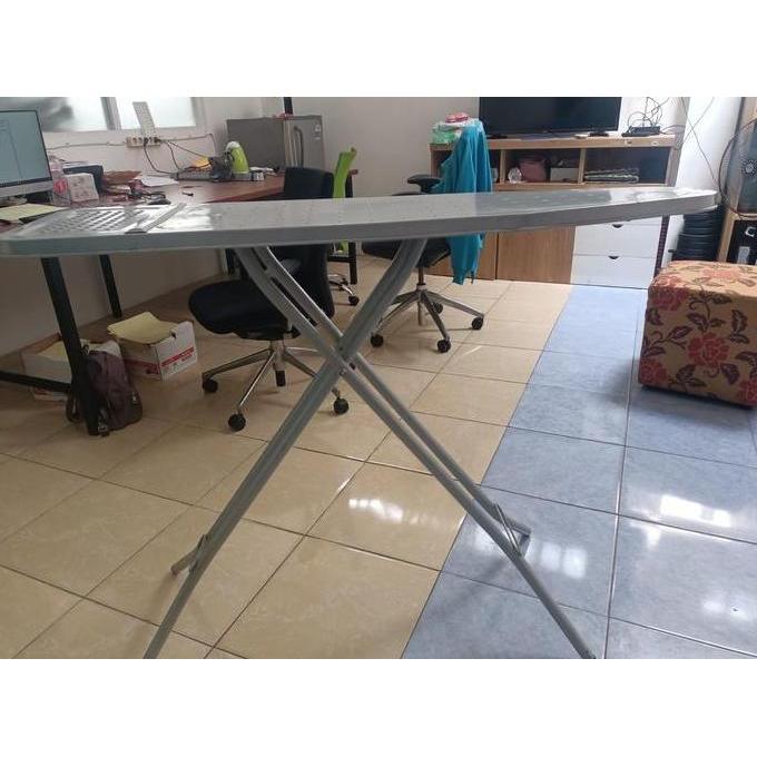 Meja Setrika Lipat Bekas