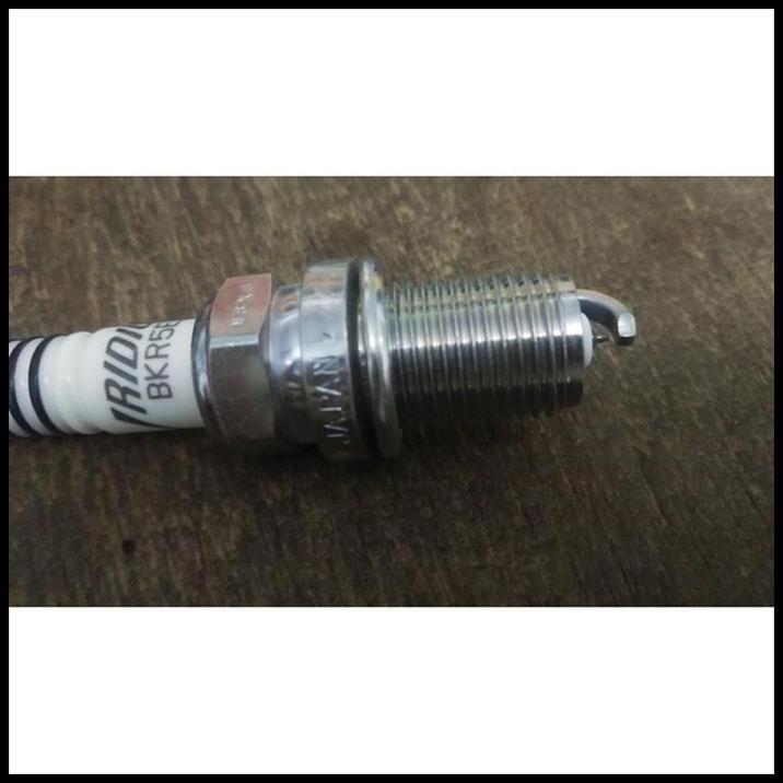 TERLARIS BUSI IRIDIUM MOBIL MITSUBISHI LANCER 1.6 BKR5EIX NGK ORIGINAL 