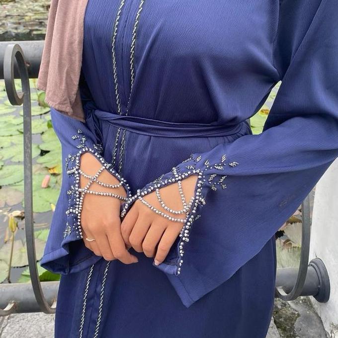 Abaya Sherin / Luxury silk Premium Busui Abaya ied series