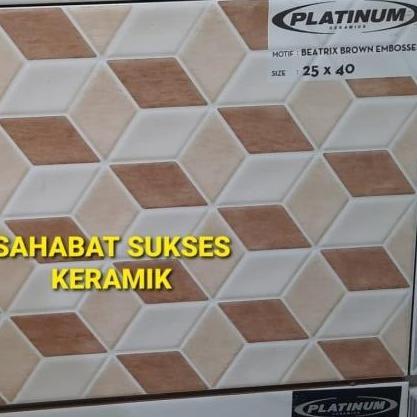 KERAMIK DINDING MERK PLATINUM TYPE BEATRIX