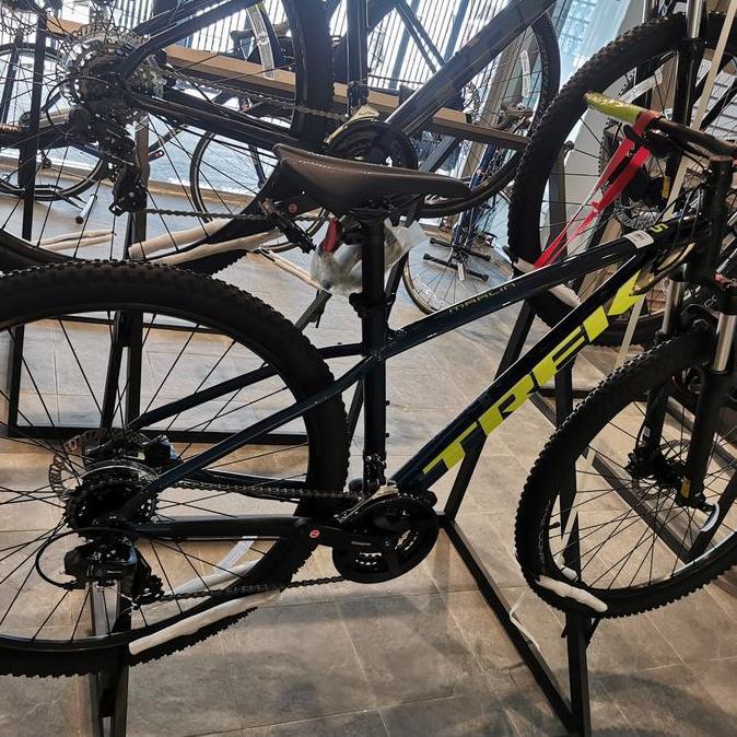 Ready sepeda impor TREK marlin 5