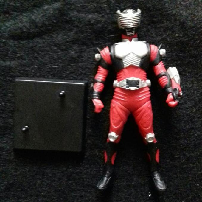 New  Bandai HG Gashapon Kamen Rider Ryuki
