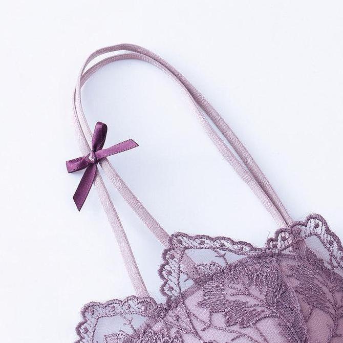 Wagee- Bra Motif Brokat Bh Push Up Premium Japan Dengan Hiasan Renda Tanpa Kawat Wanita Nyaman 9030
