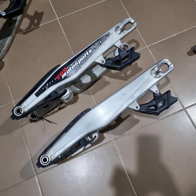 BEBAS ONGKIR - swingarm swing arm original asli KTM 250 SXF