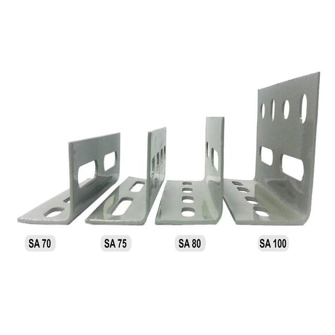 Besi Siku Lubang Merek Union 4Cm X 4Cm Panjang 4M Tebal 2Mm (Sa80)