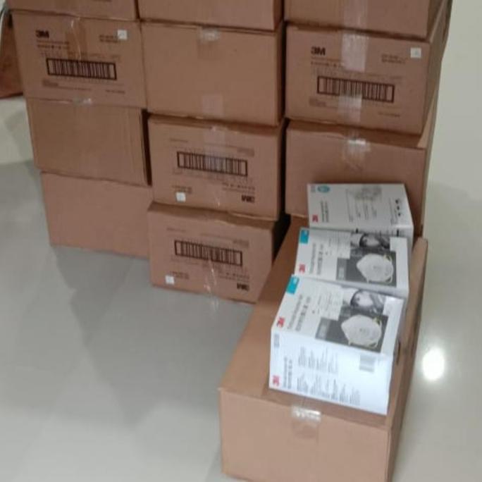 Masker 3M N95 8210V original